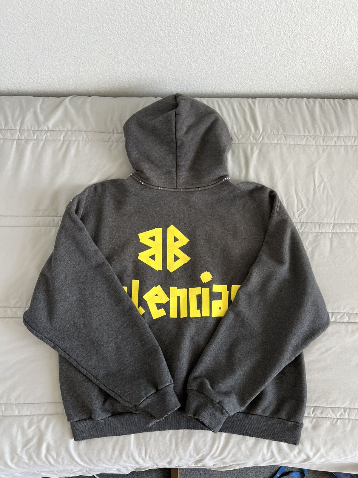 Balenciaga Balenciaga Tape Hoodie Size US S / EU 44-46 / 1 - 5 Thumbnail