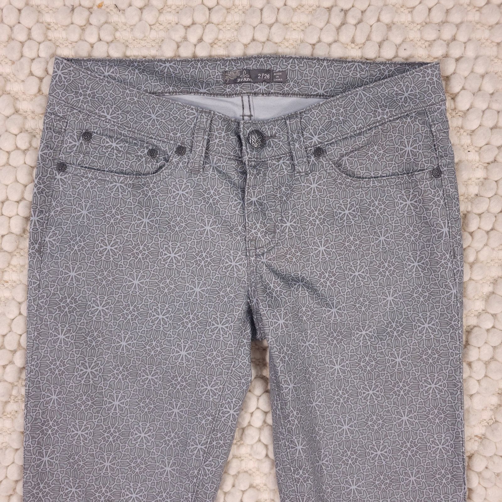 Prana Prana Kara Jeans in Silver Spain Gray Sz 2 Size 26" / US 2 / IT 38 - 2 Thumbnail