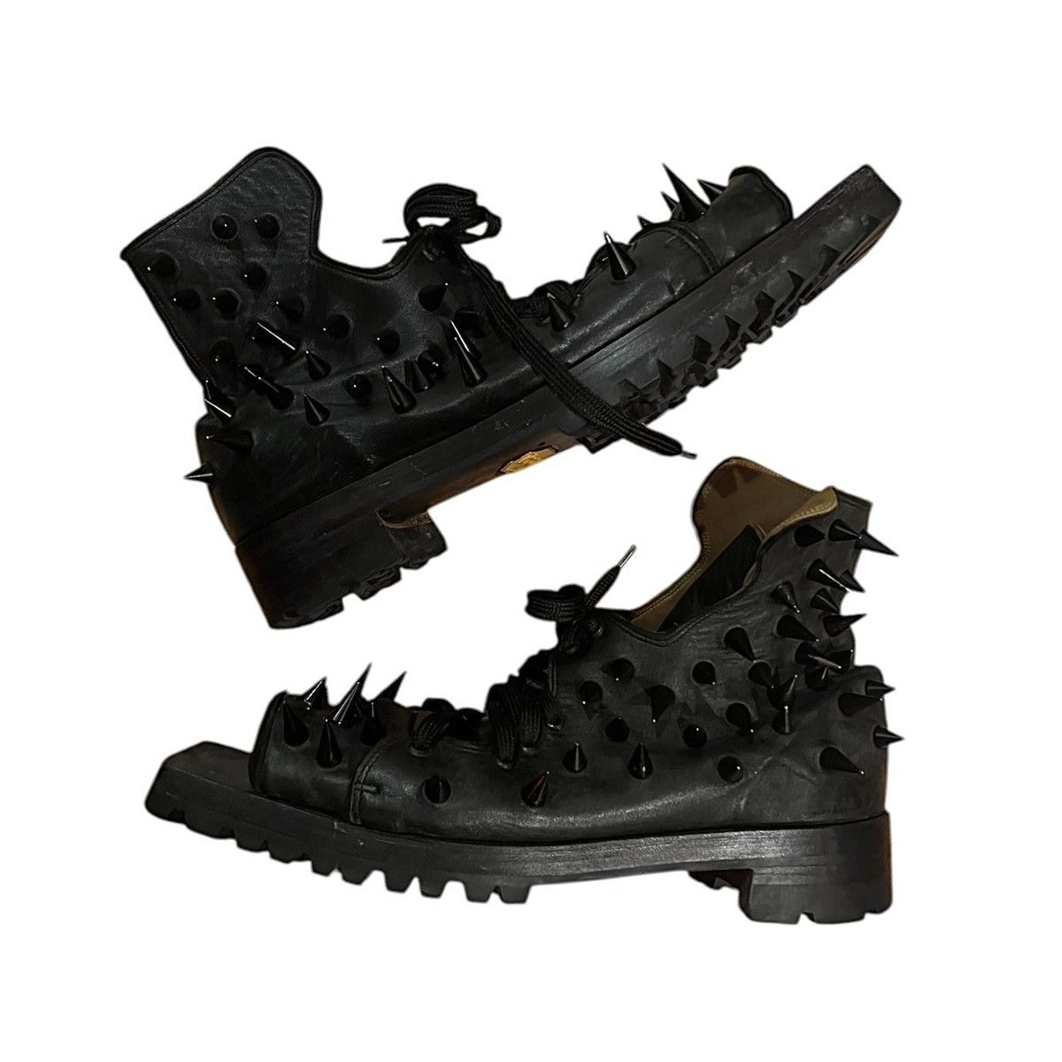 Hiro x the curiosity shop x John Moore spiked hog toe boots