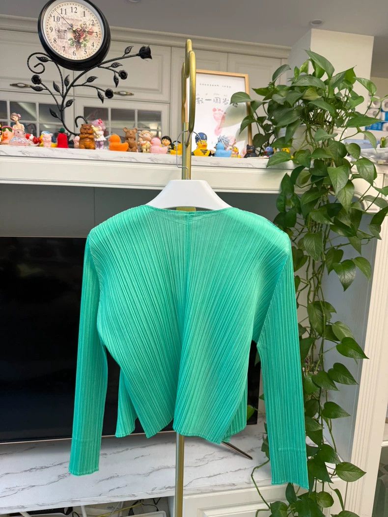 Issey Miyake Issey Miyake size:3 Apple green pleated cardigan Size XS / US 0-2 / IT 36-38 - 5 Thumbnail