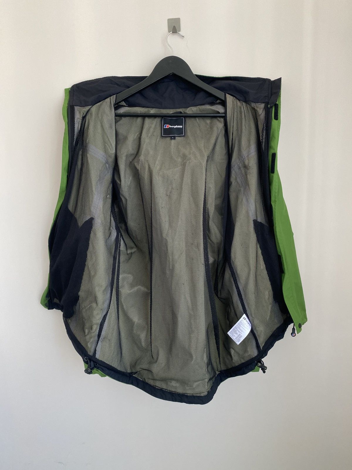 Berghaus Berghaus AQ2 men's jacket Size US L / EU 52-54 / 3 - 4 Thumbnail