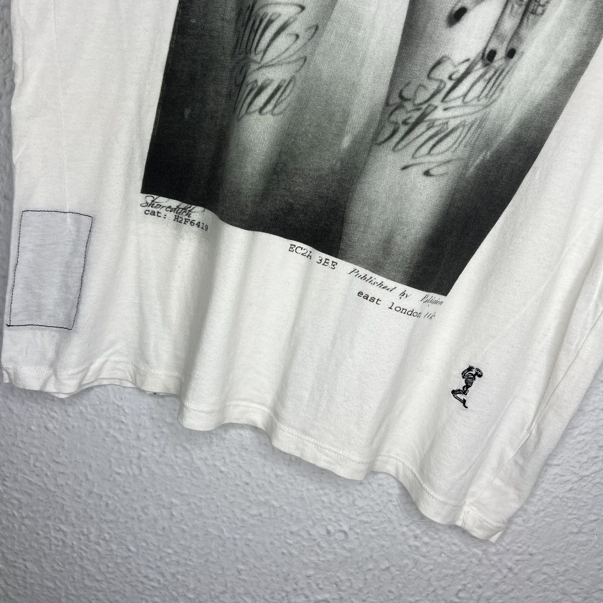 True Religion Vintage Tshirt Y2K Religion Sexy Chick Girl Ass Full Print Size US L / EU 52-54 / 3 - 4 Thumbnail
