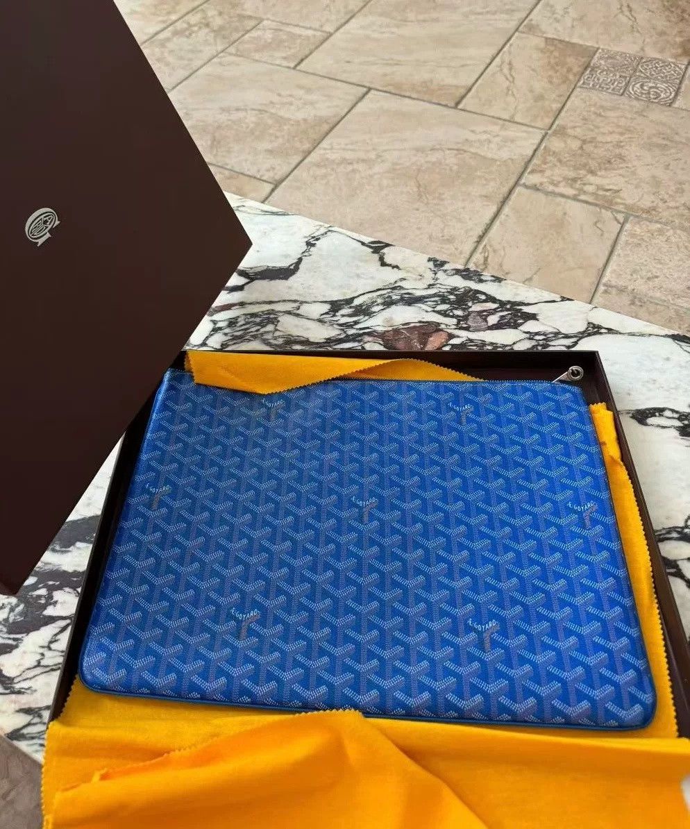 Goyard Goyard Electric Blue Monogram Oversized Clutch Size ONE SIZE - 1 Thumbnail