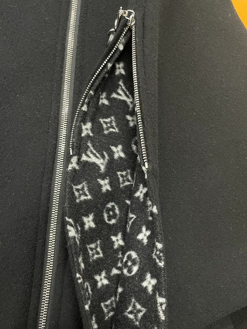 Louis Vuitton Louis Vuitton Black lining presbyopic wool zip-up coat Size XXS / US 00 / IT 34 - 2 Thumbnail