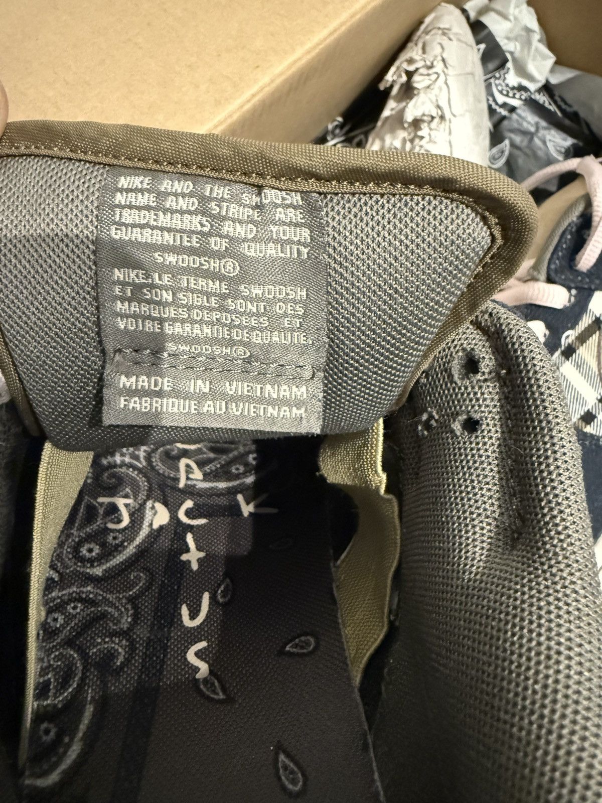 Nike × Travis Scott Travis Scott SB Dunk Regular Box size 8 Size US 8 / EU 41 - 7 Thumbnail