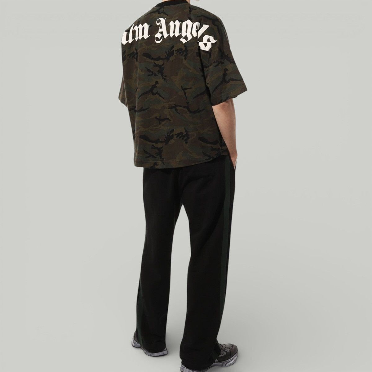 Palm Angels Palm Anglels Camouflage Logo T-shirt *BRAND NEW* Size US S / EU 44-46 / 1 - 3 Thumbnail