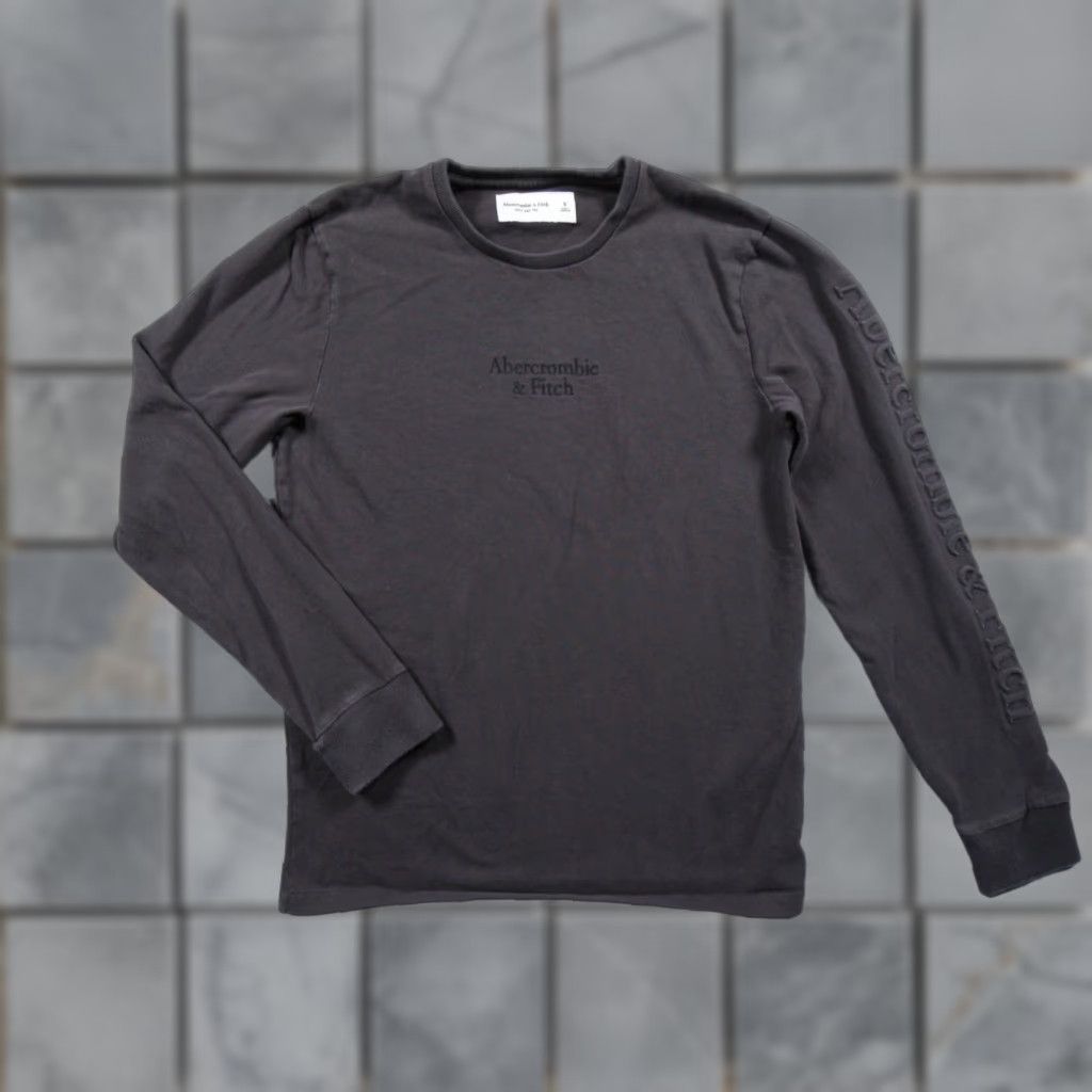 Abercrombie & Fitch Abercrombie & Fitch Shirt Mens Small Gray Long Sleeve Ribbed Knit Spellout Logo Size US S / EU 44-46 / 1 - 1 Thumbnail