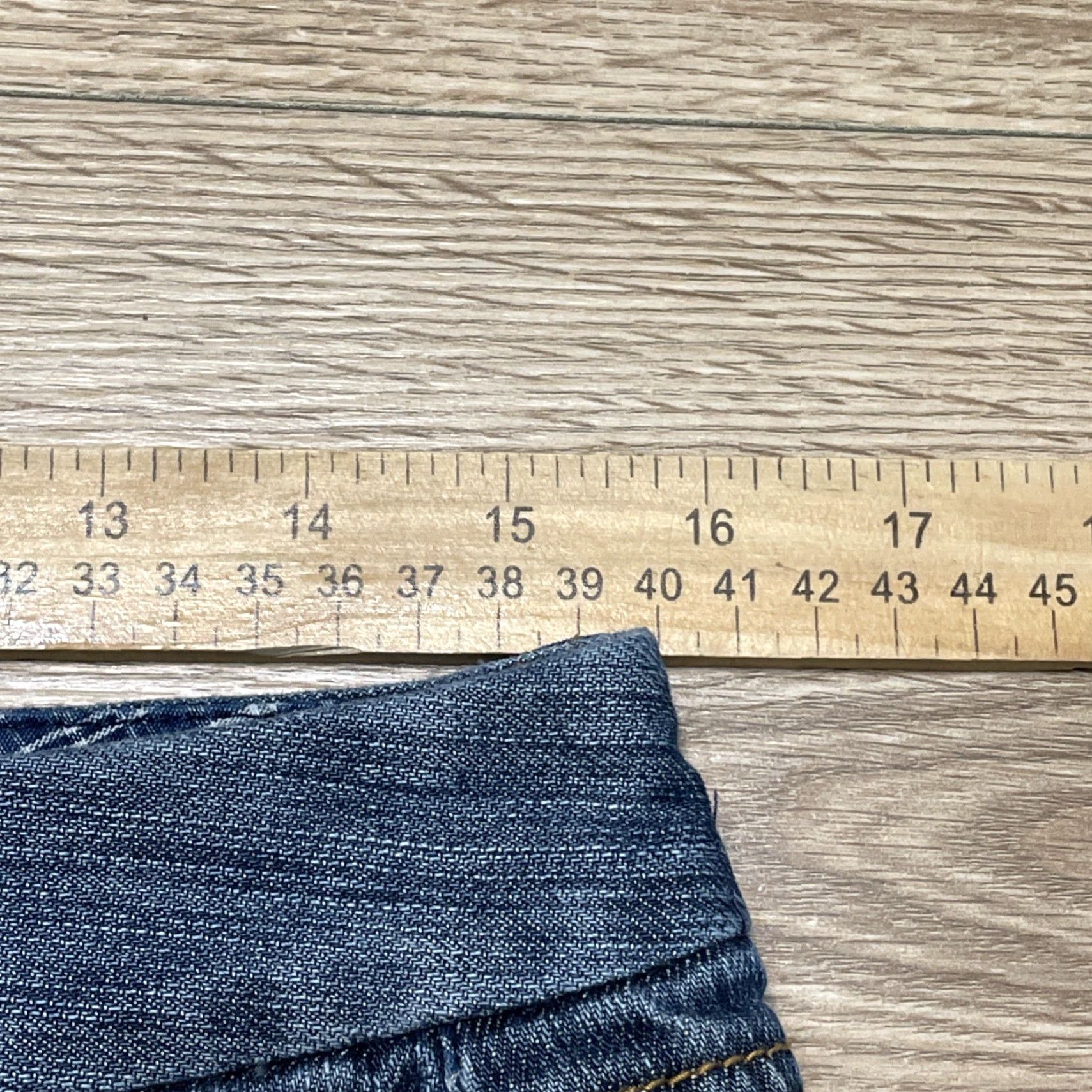 Tommy Hilfiger VINTAGE Tommy Hilfiger Denim Mini Skirt Womens 8 Blue Cargo Flap Pockets Size 30" / US 8 / IT 44 - 4 Thumbnail