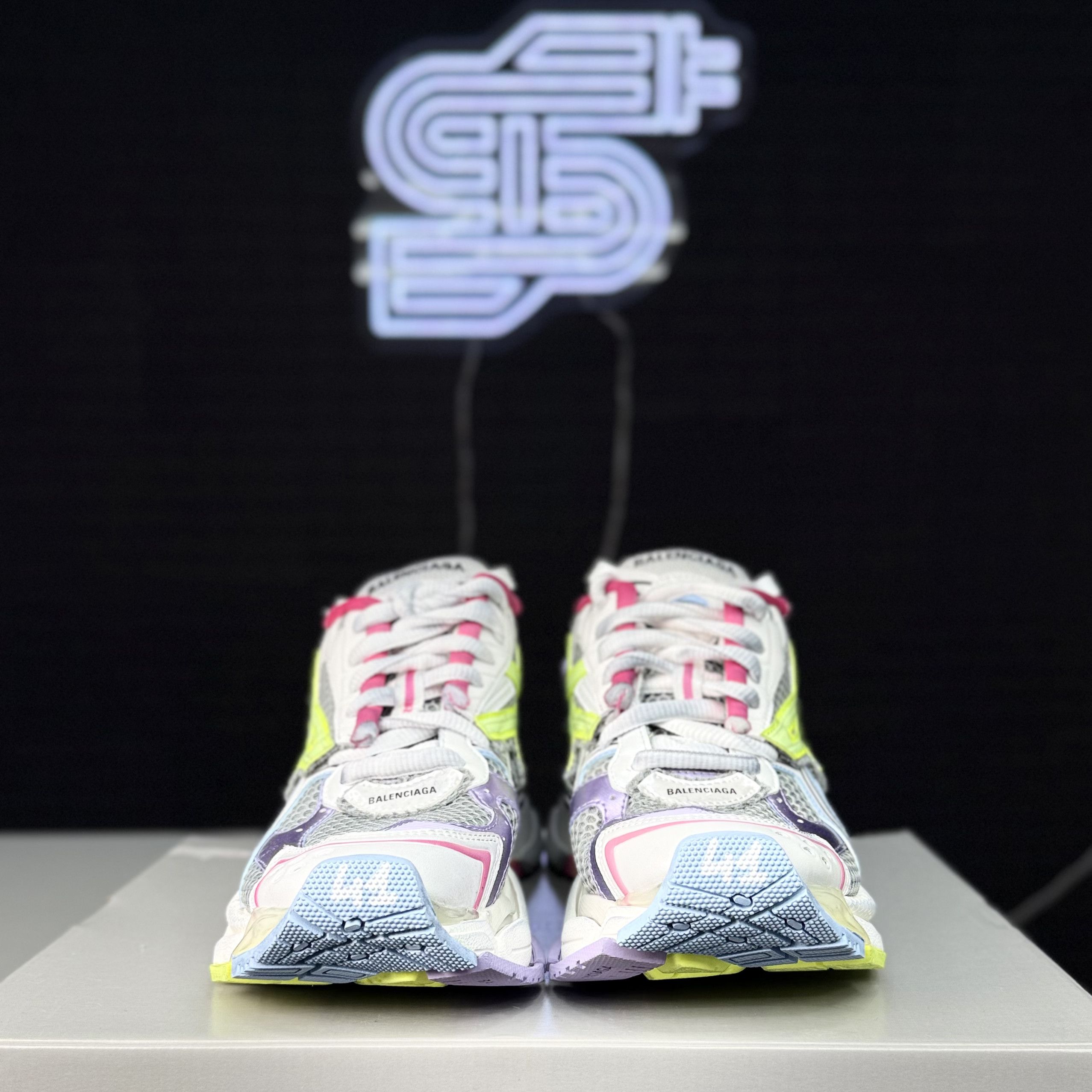 Balenciaga Balenciaga Runner White/Pink/Lime Size US 8.5 / EU 41-42 - 5 Thumbnail