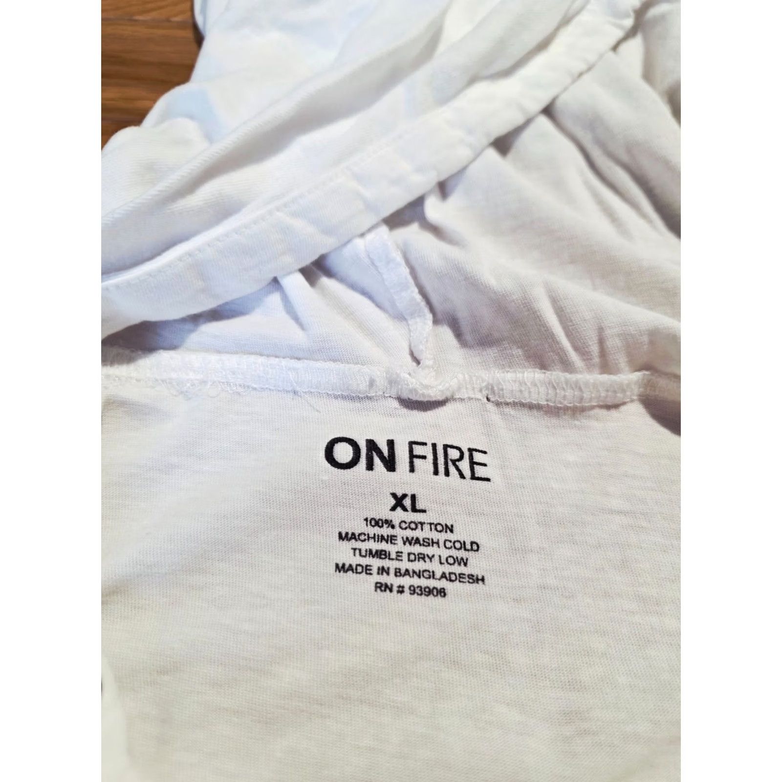 Logo 7 OnFire Hoodie T-Shirt Top Women's XL White Striped Logo Long Sleeve V-Neck Size XL / US 12-14 / IT 48-50 - 2 Thumbnail