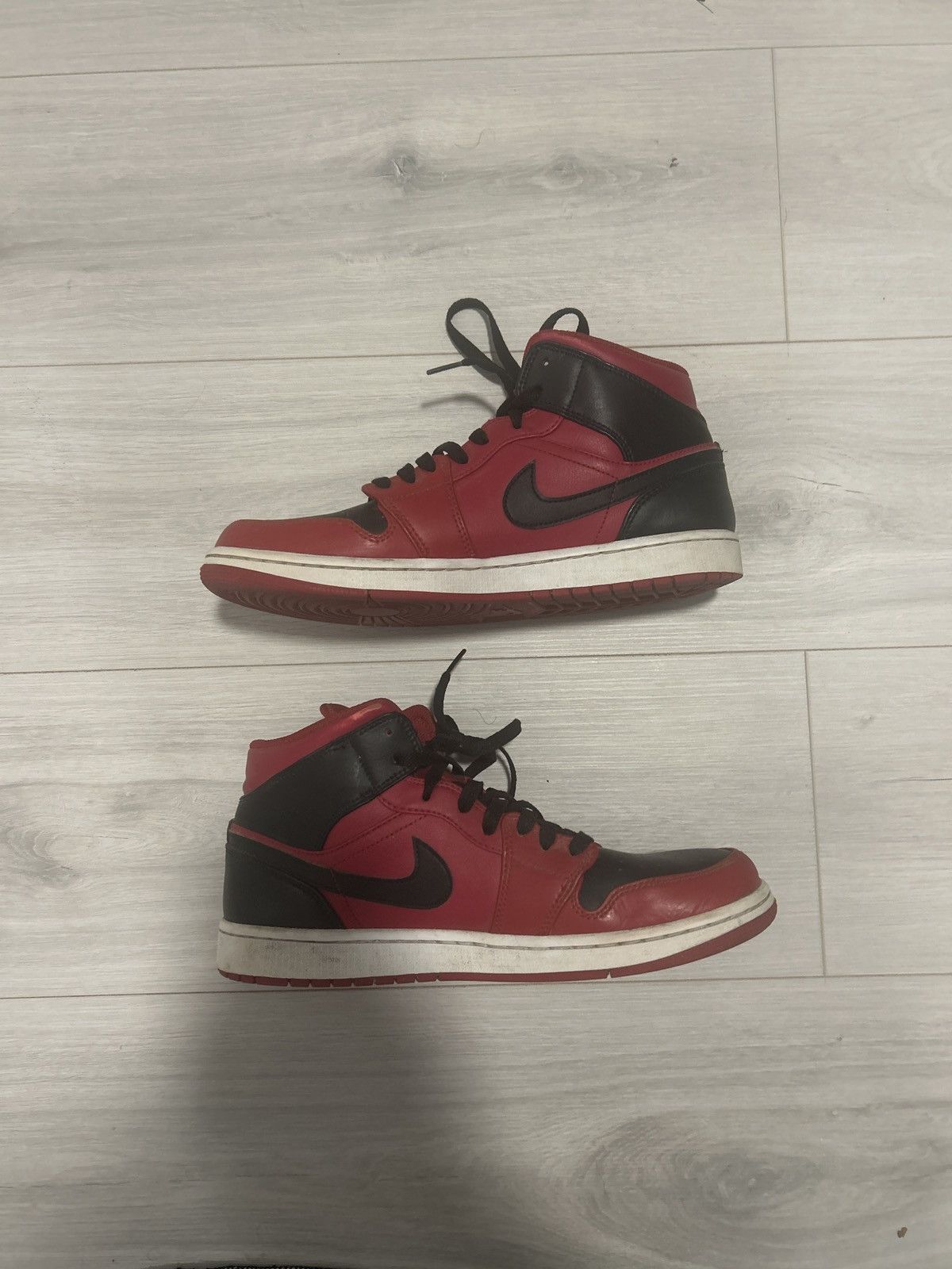 Nike Air Jordan sneakers red and black. Size US 10 / EU 43 - 4 Thumbnail