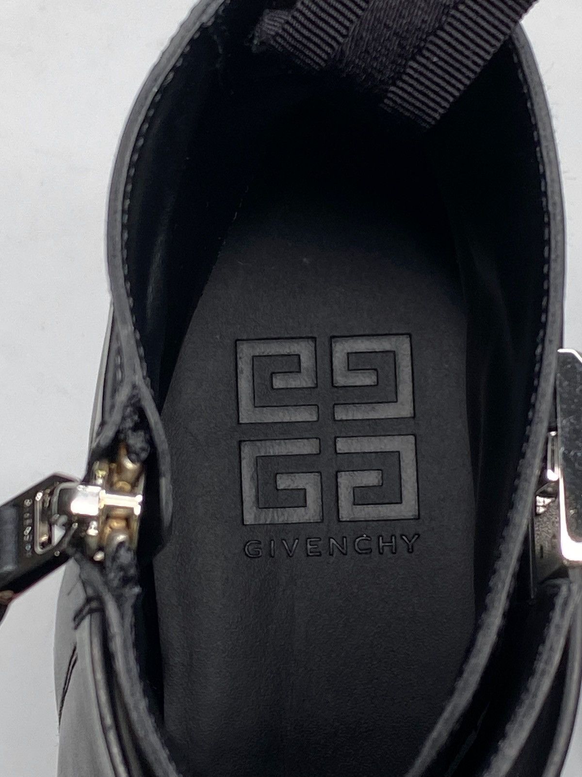 Givenchy Givenchy Padlock Ankle Leather Boots size 42 Size US 12 / IT 42 - 16 Thumbnail