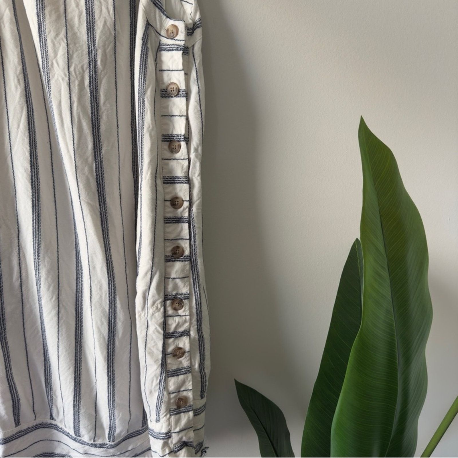 Anthropologie Anthropologie Akemi + Kin White Navy Striped Shift Dress EUC Size XS / US 0-2 / IT 36-38 - 5 Thumbnail