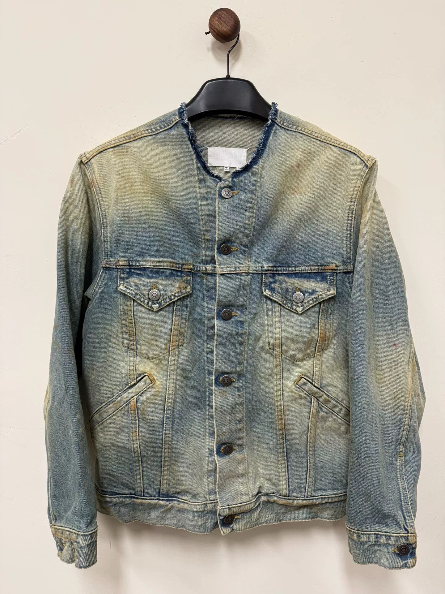 Maison Margiela Maison Margiela Washed Distressed Denim Jacket Size US S / EU 44-46 / 1 - 1 Thumbnail