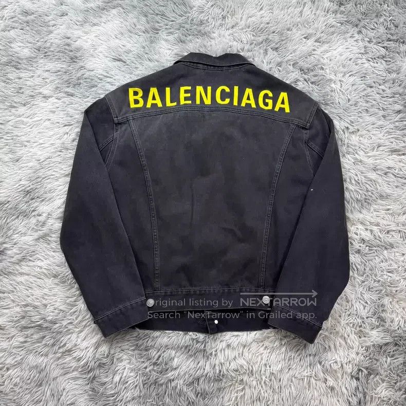 Balenciaga Balenciaga Back Label Embroidered Denim Jacket Size US S / EU 44-46 / 1 - 1 Thumbnail