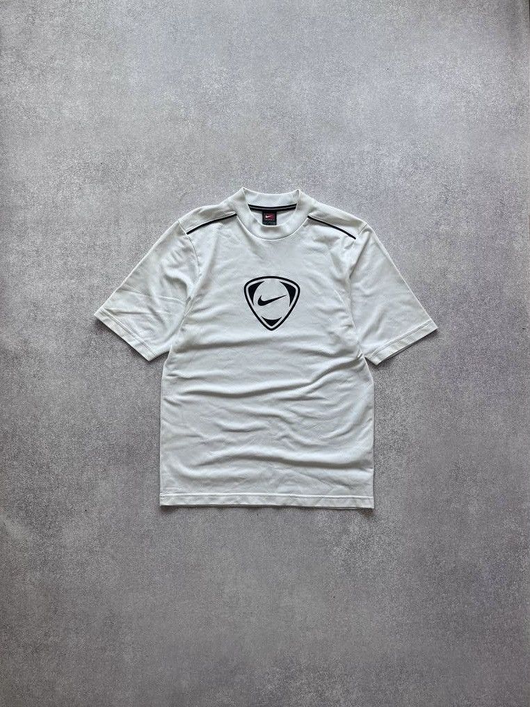 Nike × Vintage Vintage Nike Boxy Archival T-shirt Y2K S Size US S / EU 44-46 / 1 - 1 Thumbnail