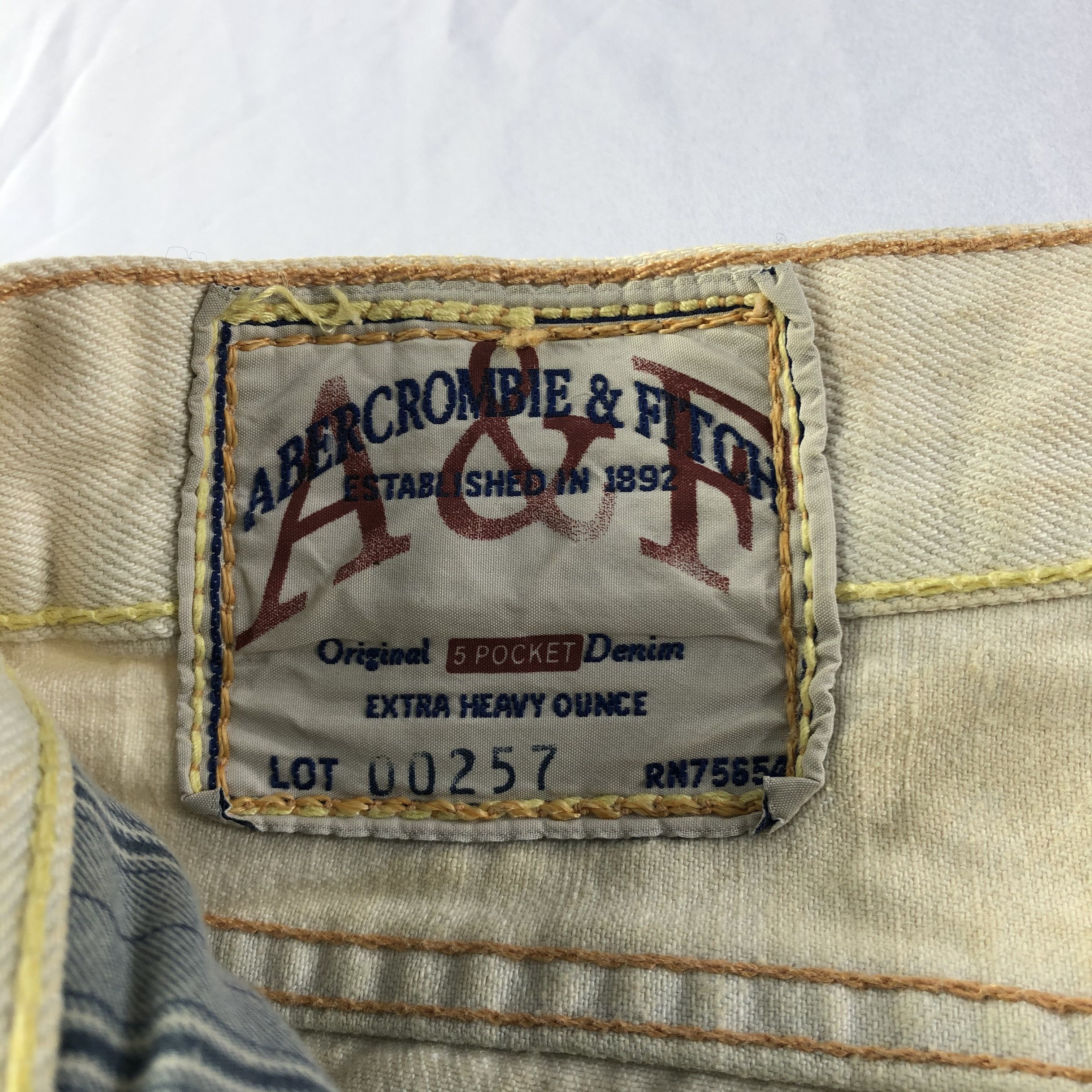 Abercrombie & Fitch × Vintage Vintage Abercrombie Jeans-JM3353 Size US 39 - 13 Thumbnail
