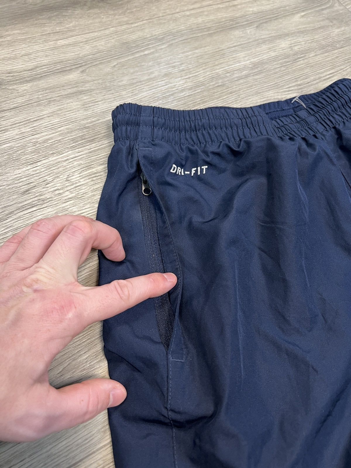 Nike Nike Dri-Fit Vintage Navy Blue Track Pants Swoosh Logo SizeM Size US 32 / EU 48 - 4 Thumbnail