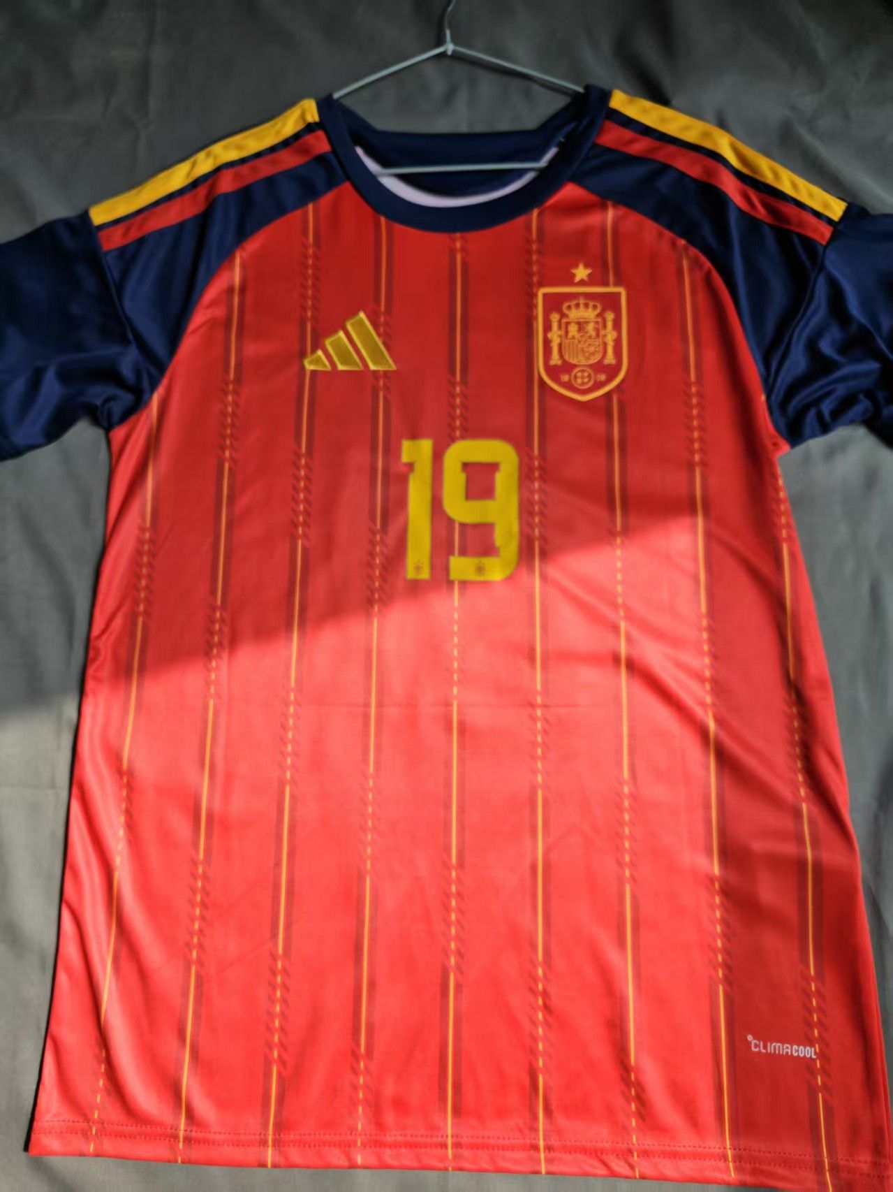 Other Spain #19 Lamine Yamal Jersey Home 2026 Size US L / EU 52-54 / 3 - 1 Thumbnail