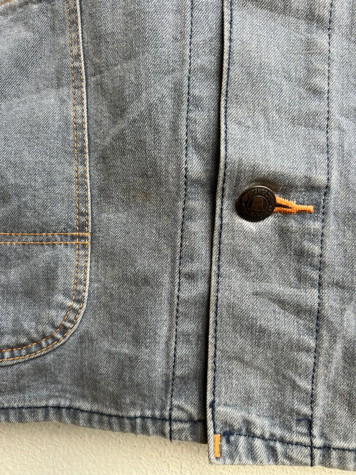 Vintage Vintage 90s Wrangler Blue Bell Muddy Denim Chore Jacket Size US M / EU 48-50 / 2 - 11 Thumbnail