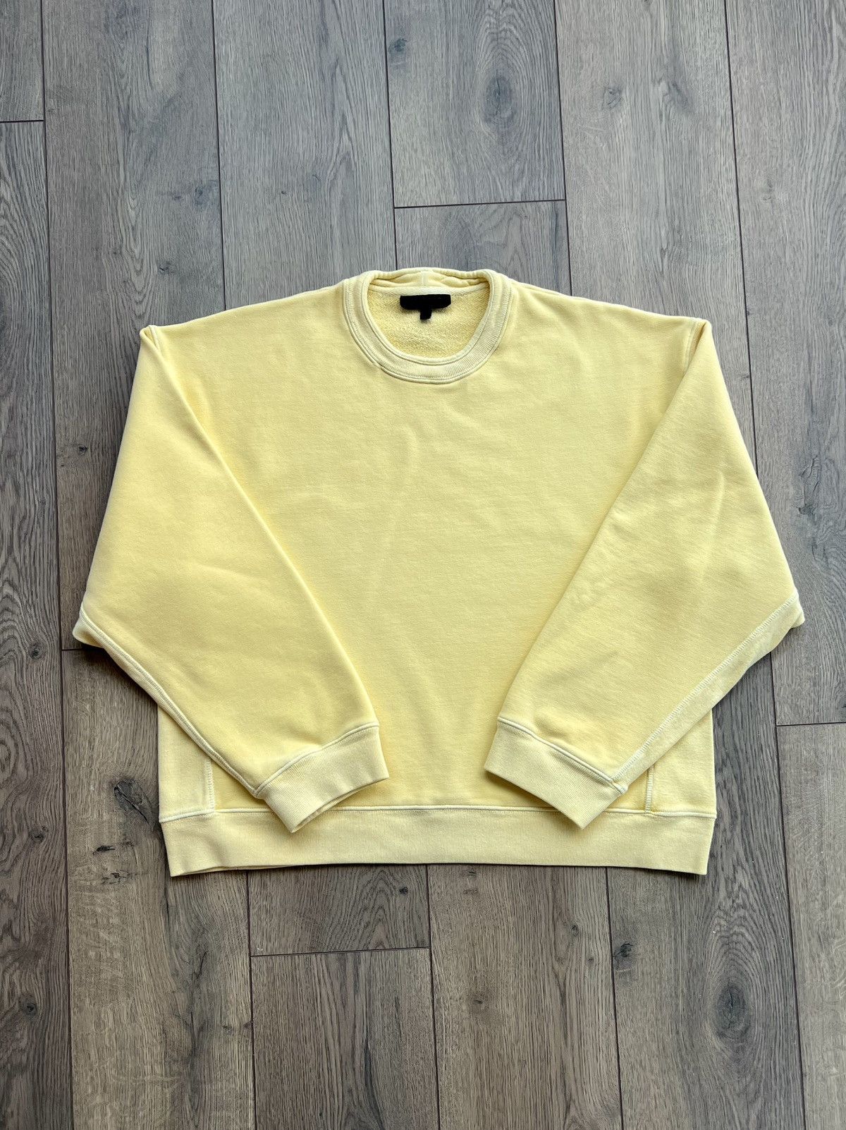 Yeezy Yeezy Season 3 Fleece Crewneck Sun God Small Size US S / EU 44-46 / 1 - 1 Thumbnail