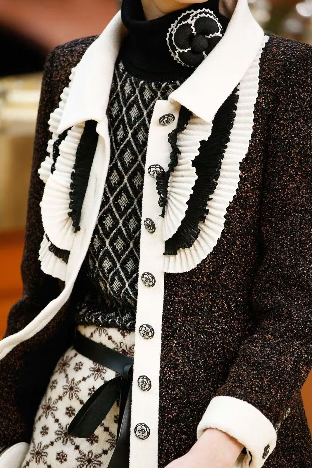 Chanel Chanel "Brasserie Gabrielle" jacket Size S / US 4 / IT 40 - 2 Thumbnail