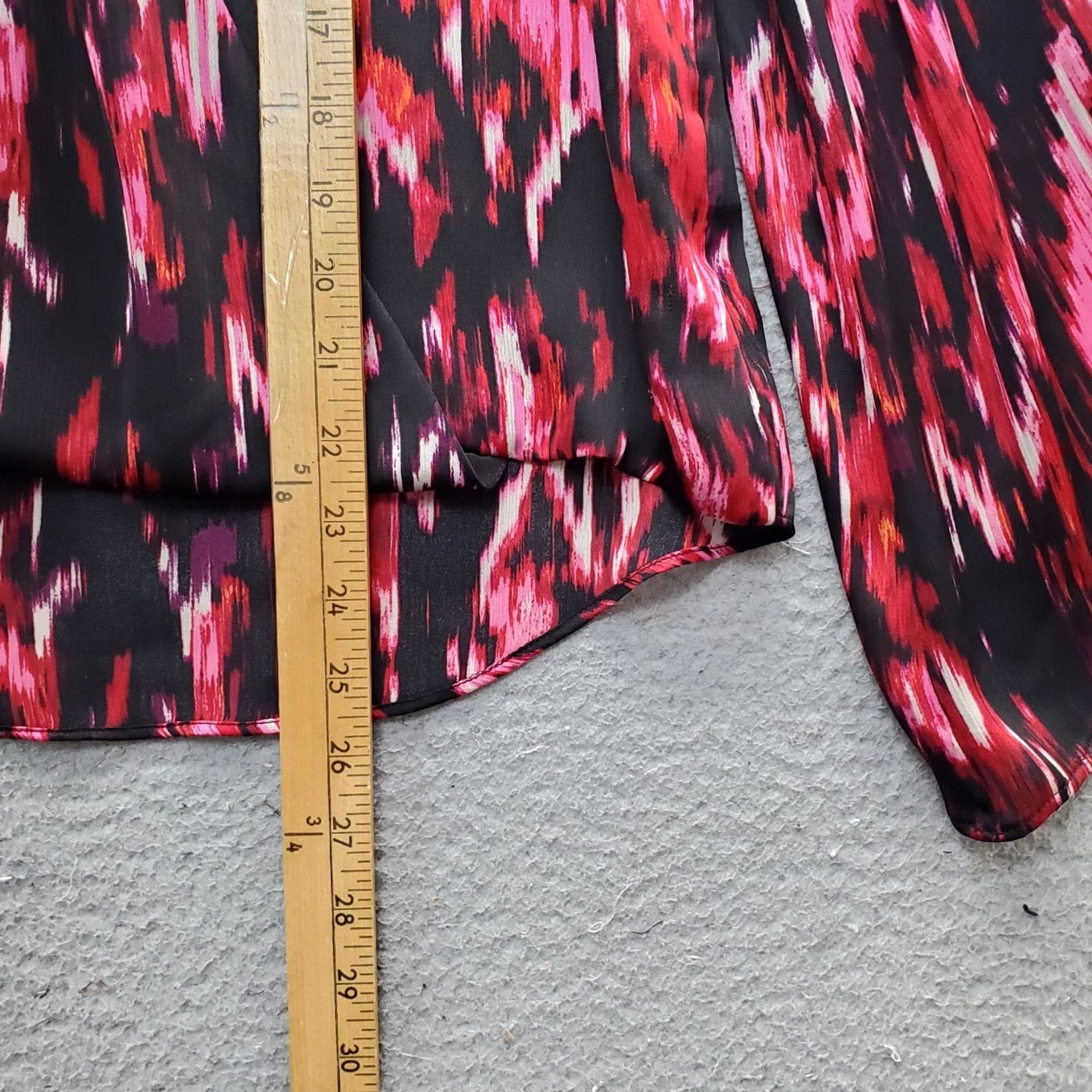 Vince Camuto Vince Camuto Blouse Women's XS Multicolor Long Sleeve V-Neck Oversized Shirt Top Size XS / US 0-2 / IT 36-38 - 6 Thumbnail