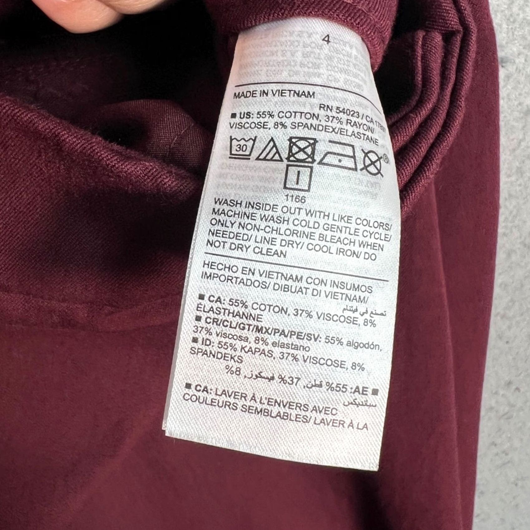 Old Navy Old Navy Womens High-Rise Pixie Flare Pants Size 4 Burgundy Size 27" / US 4 / IT 40 - 4 Thumbnail