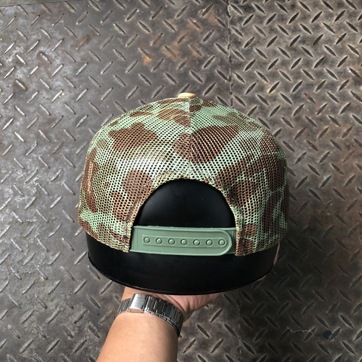 Vintage 🚫 SOLD 🚫 Vintage Vondutch Skeleton Camouflage Trucker Hat Size ONE SIZE - 6 Thumbnail