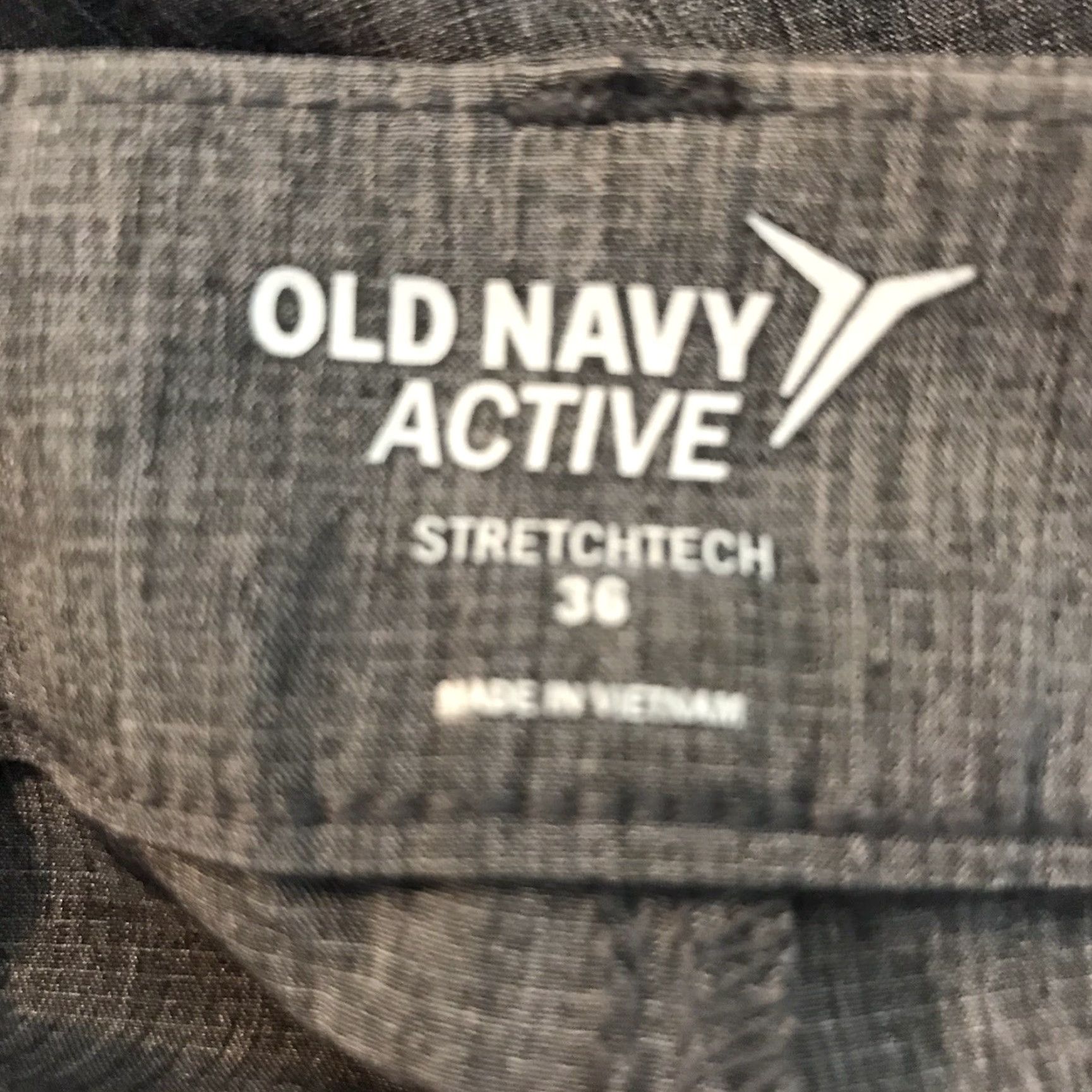Old Navy Old Navy Active Stretchtech Gray Shorts Mens Size 36 Size US 36 / EU 52 - 5 Thumbnail