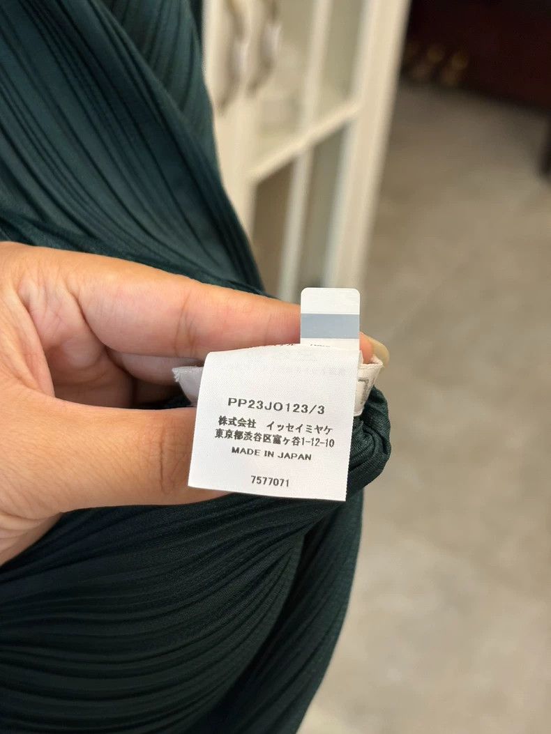 Issey Miyake Issey Miyake size:3 Green pleated cardigan Size S / US 4 / IT 40 - 5 Thumbnail