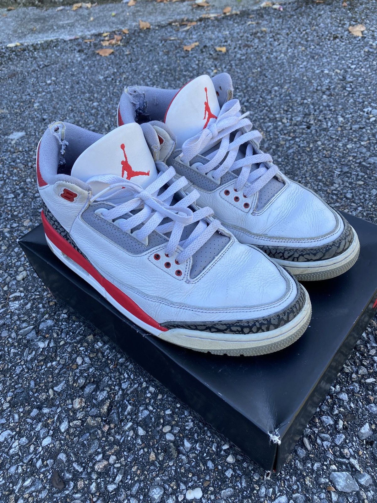 Jordan Brand Jordan 3 Fire Red, 45, streetwear, vintage, y2k Size US 11 / EU 44 - 8 Thumbnail