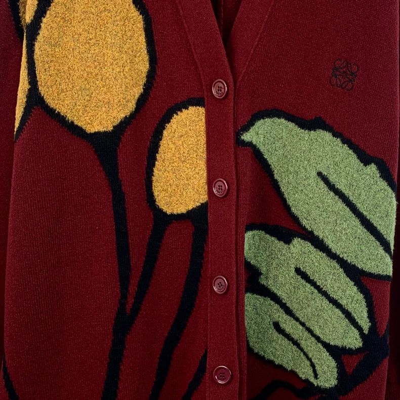 Loewe Loewe Red floral embroidered wool V-neck irregular long sl Size XS / US 0-2 / IT 36-38 - 4 Thumbnail