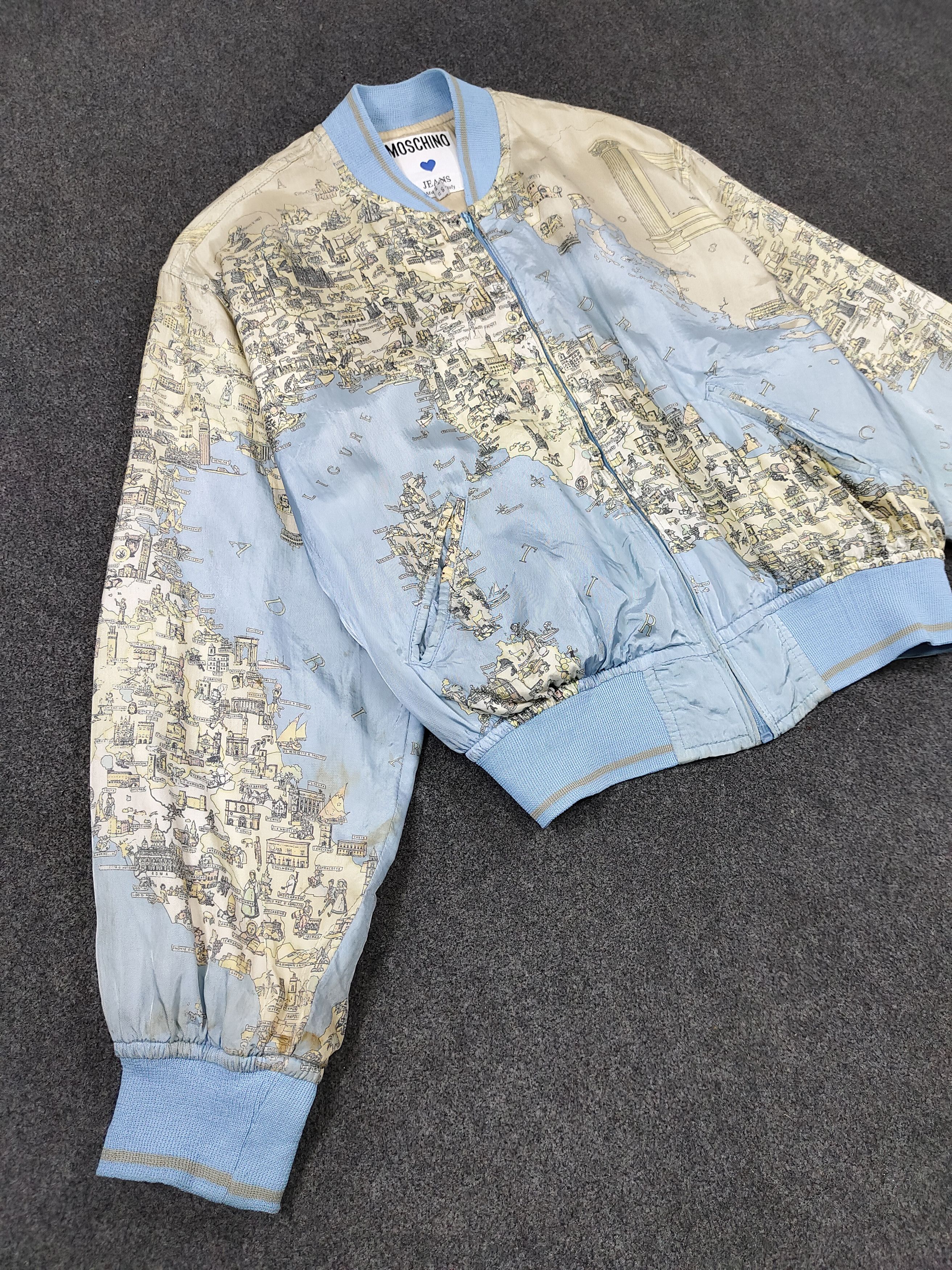 Moschino 90s Moschino💥 Archive AOP Maps Cartohraphic Cropped Bomber Size M / US 6-8 / IT 42-44 - 4 Thumbnail