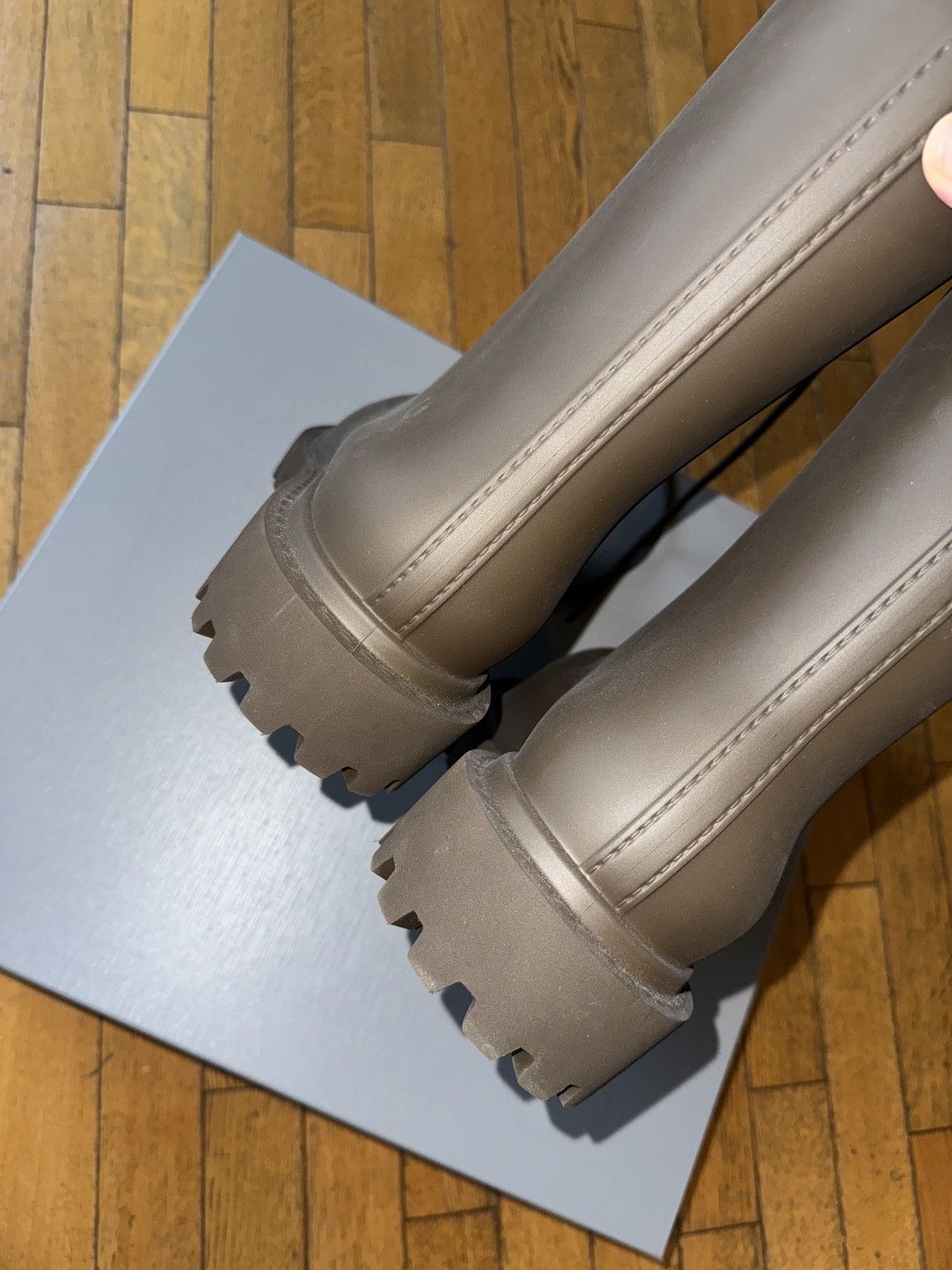 Balenciaga *DEMNA* BALENCIAGA BROWN Steroid Boots SIZE 41 Size US 8 / EU 41 - 11 Thumbnail