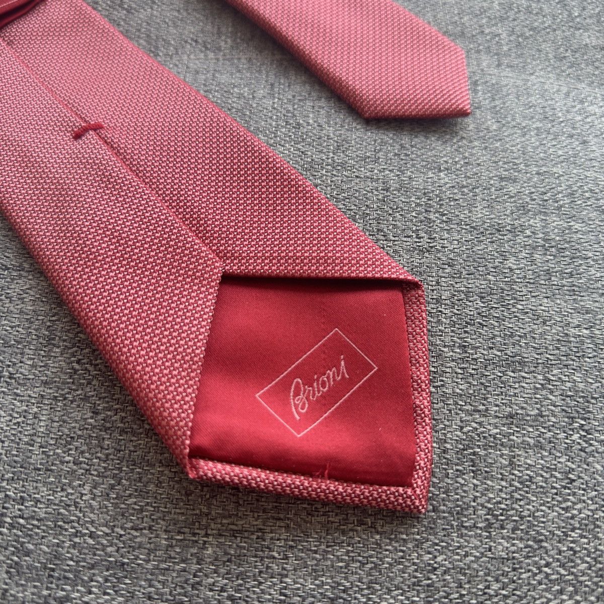 Brioni Very rare and expensive red tie Brioni Size ONE SIZE - 3 Thumbnail