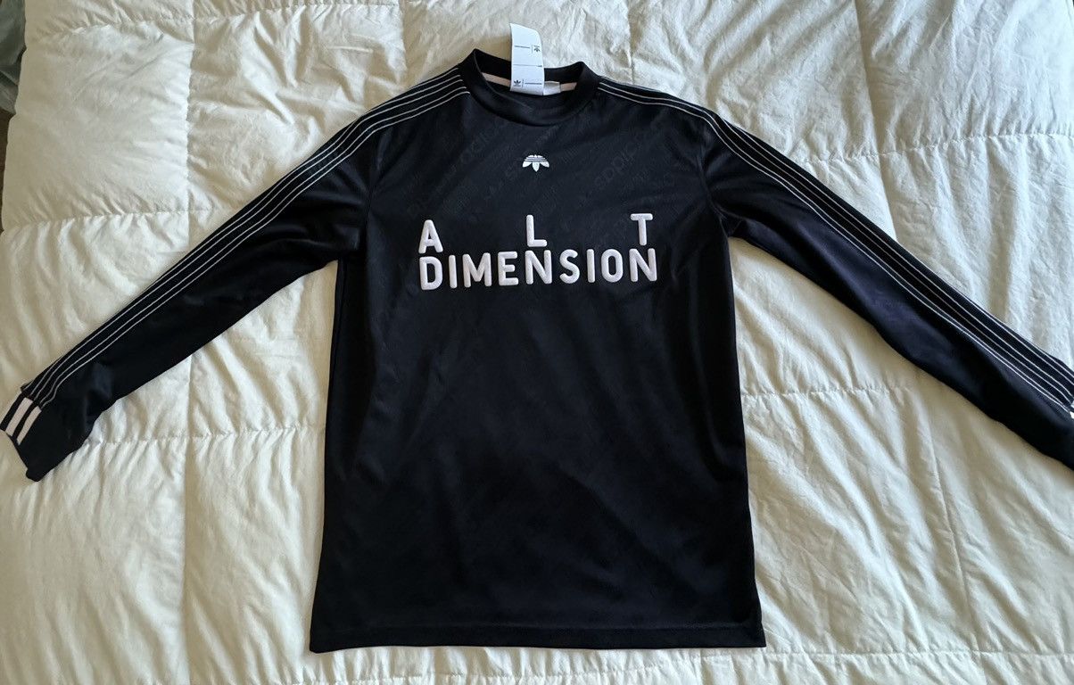 Alexander wang adidas コラボ ゲームシャツ ロンT Alexander wang×adidas ゲームシャツ ロンT コラボ 完売品