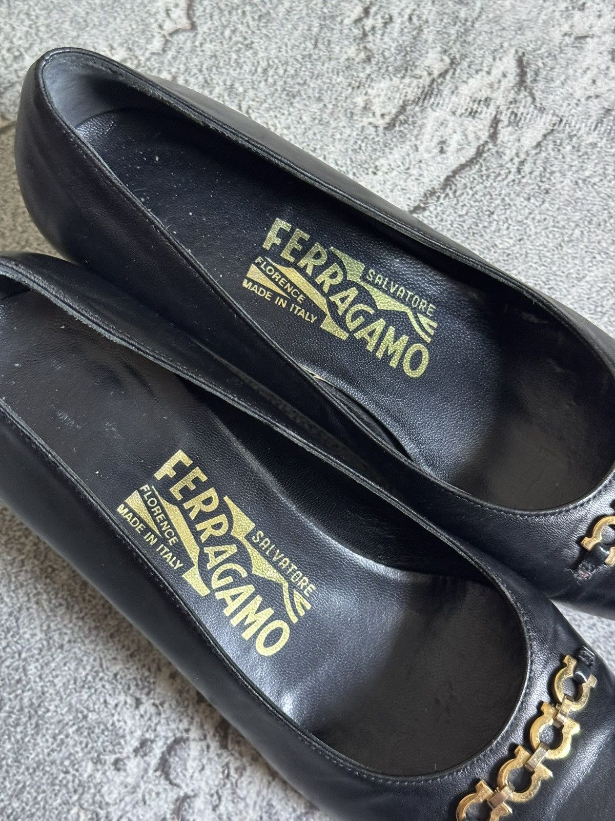 Salvatore Ferragamo Salvatore Ferragamo black leather short heels 👠 gold detail Size US 6 / IT 36 - 17 Thumbnail