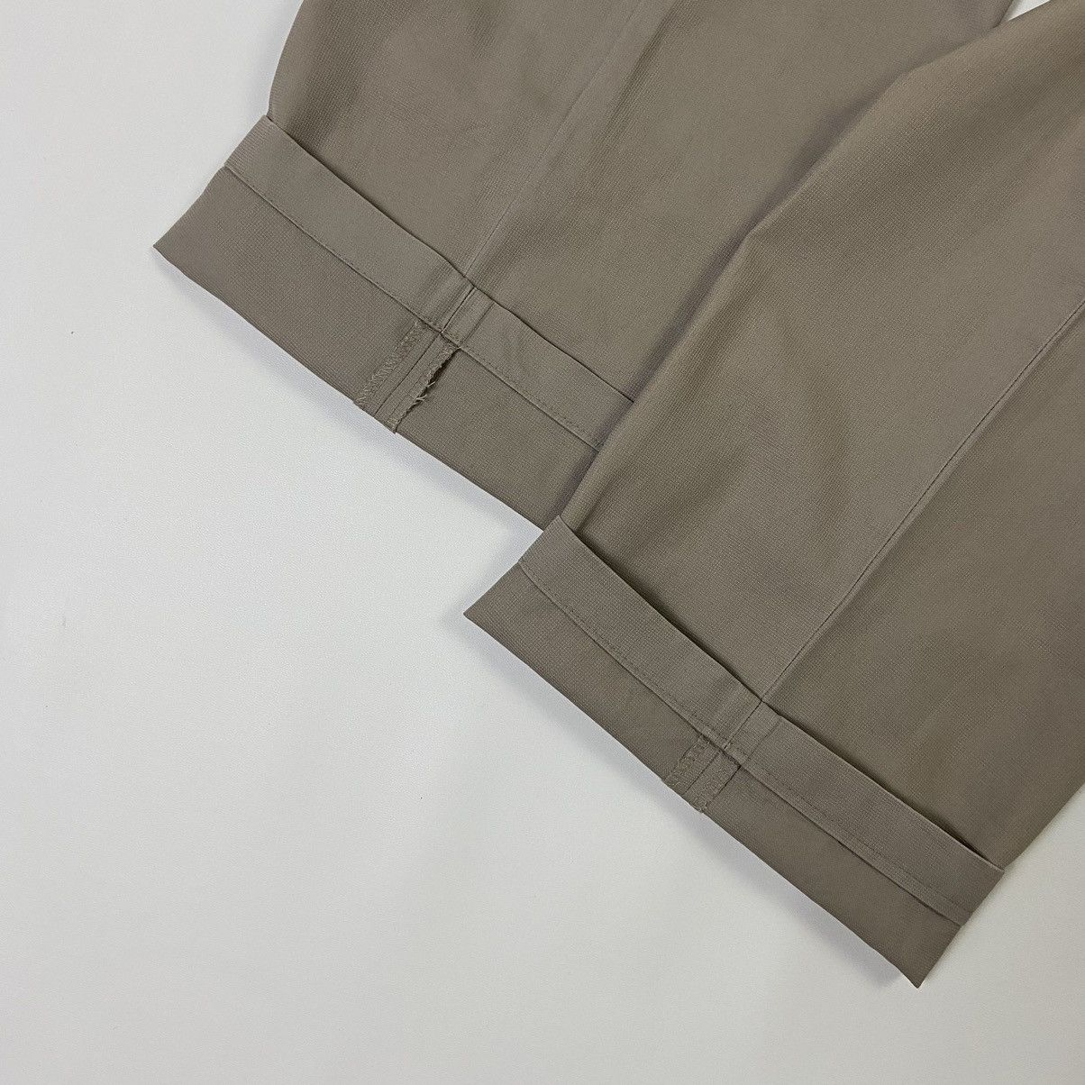 Yves Saint Laurent Yves Saint Laurent Pants Size US 34 / EU 50 - 8 Thumbnail