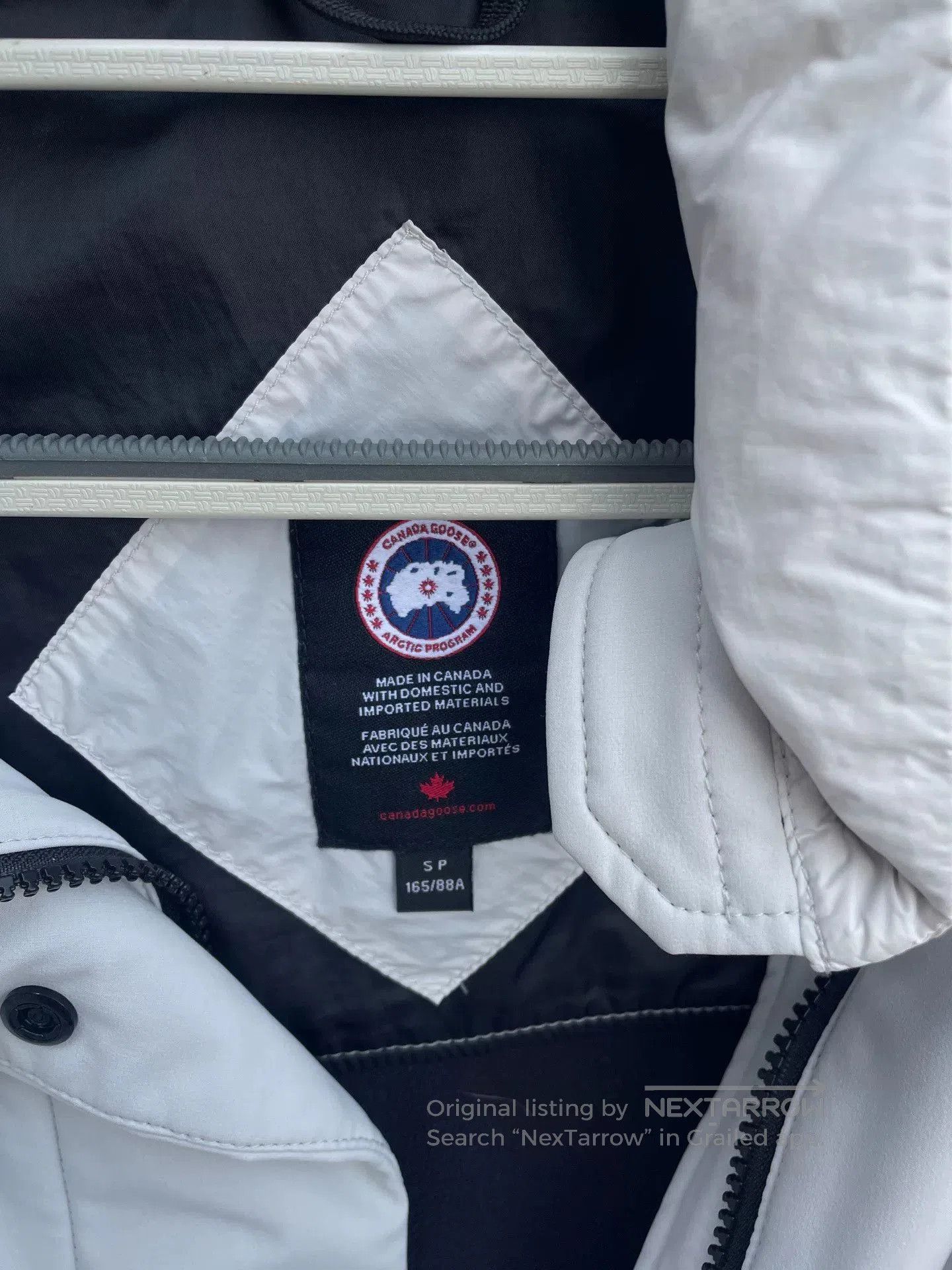Canada Goose Stylish Lightweight Canada Goose Down Jacket. Size XS / US 0-2 / IT 36-38 - 3 Thumbnail