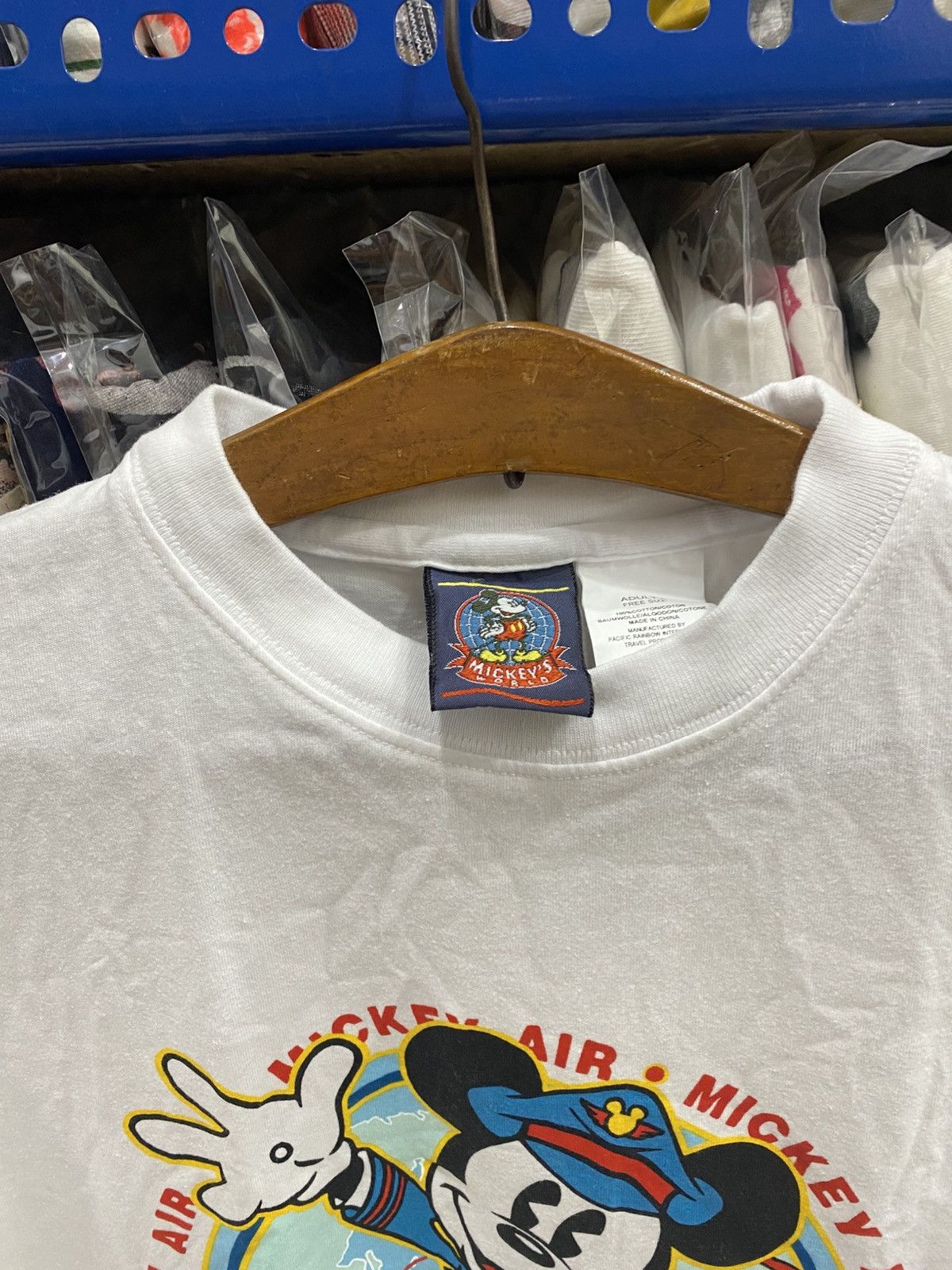 Disney MICKEY MOUSE DISNEY TSHIRT Size US M / EU 48-50 / 2 - 3 Thumbnail