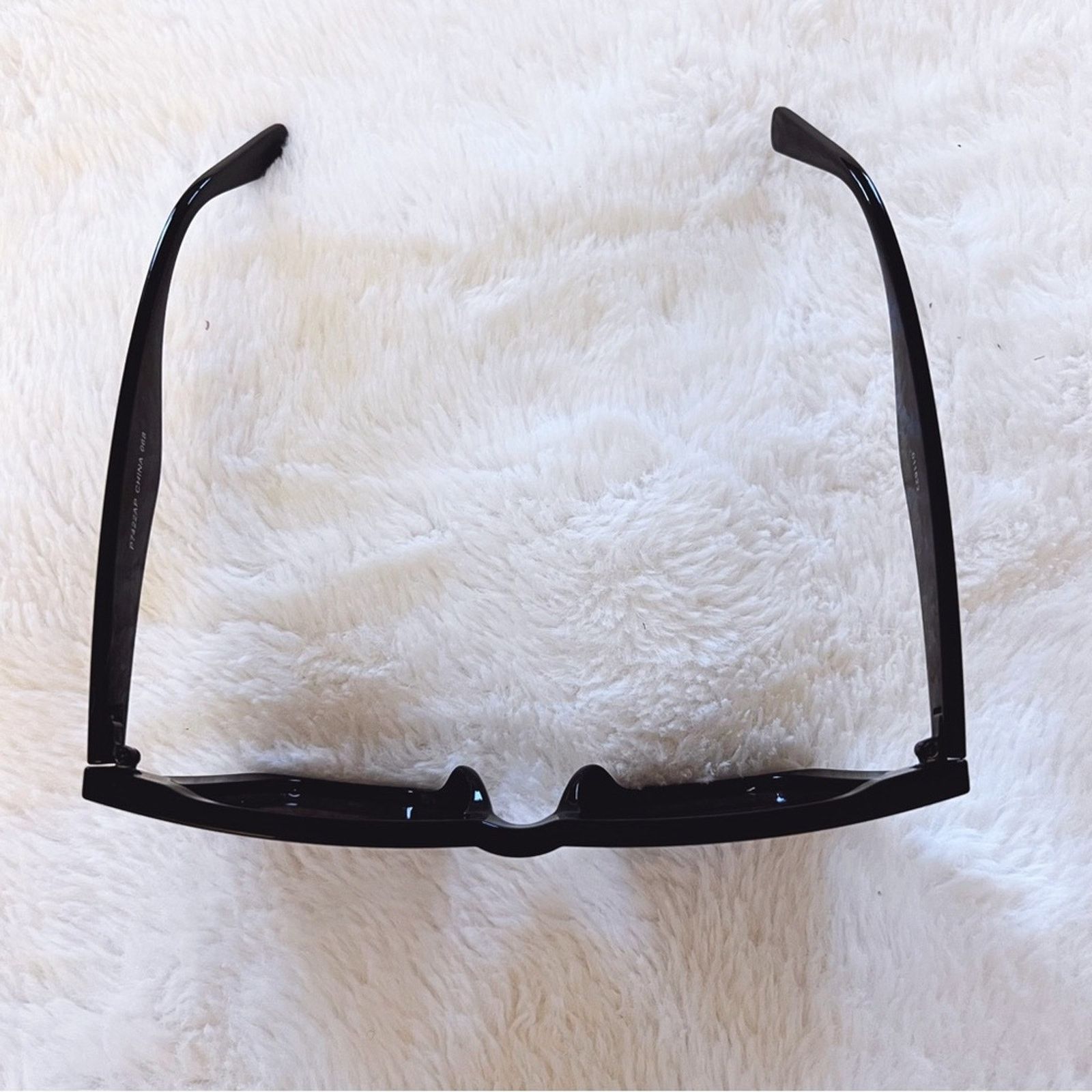 Other Lucy Black Sleek Square Frame Sunglasses Size ONE SIZE - 3 Thumbnail