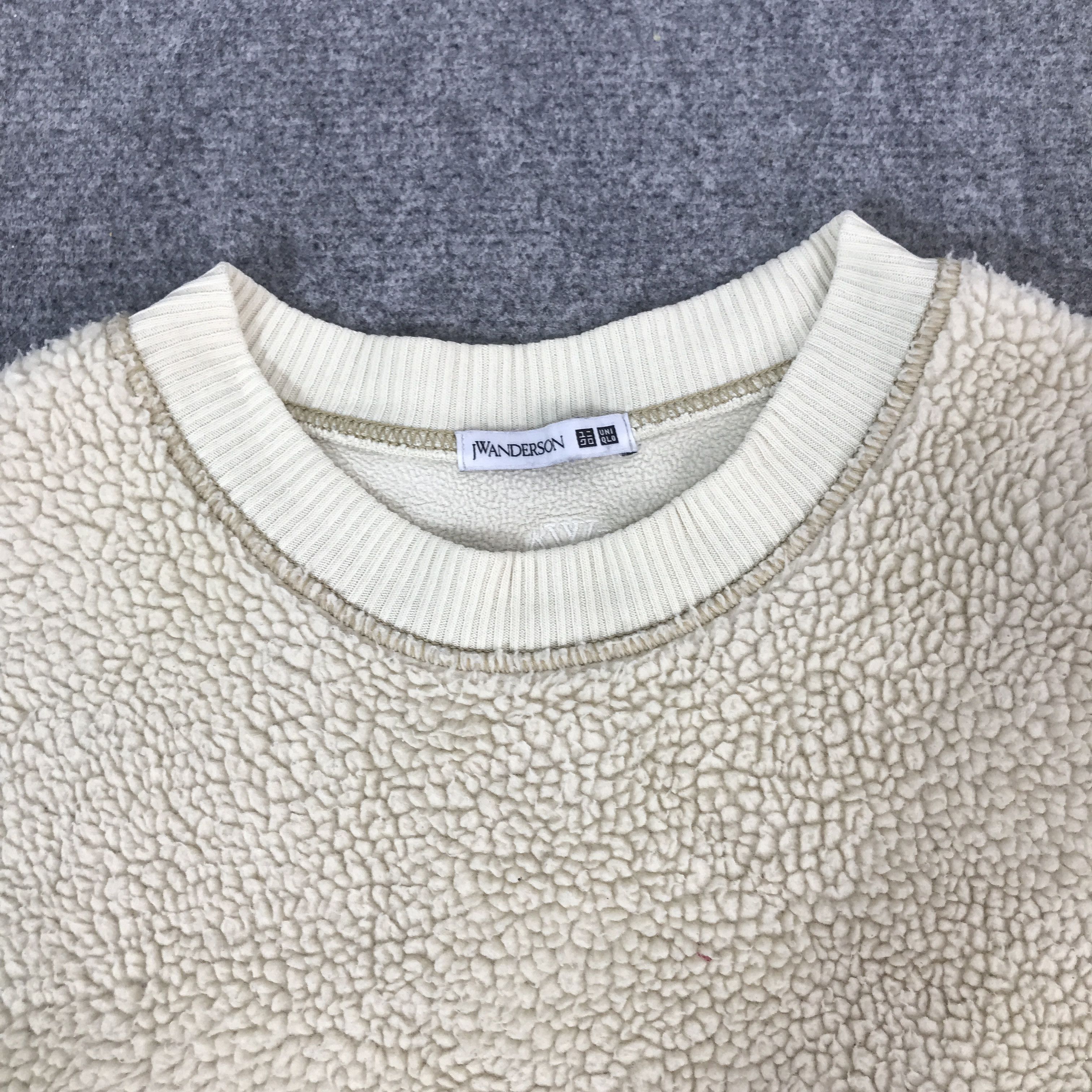 JW Anderson × Uniqlo JW Anderson x uniqlo sherpa sweatshirt K65B4 Size US L / EU 52-54 / 3 - 8 Thumbnail
