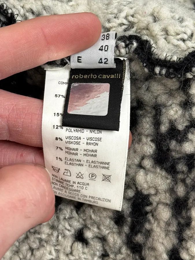 Roberto Cavalli 2000s Roberto Cavalli Black & White Leopard Wool Cardigan Jacket Size S / US 4 / IT 40 - 14 Thumbnail