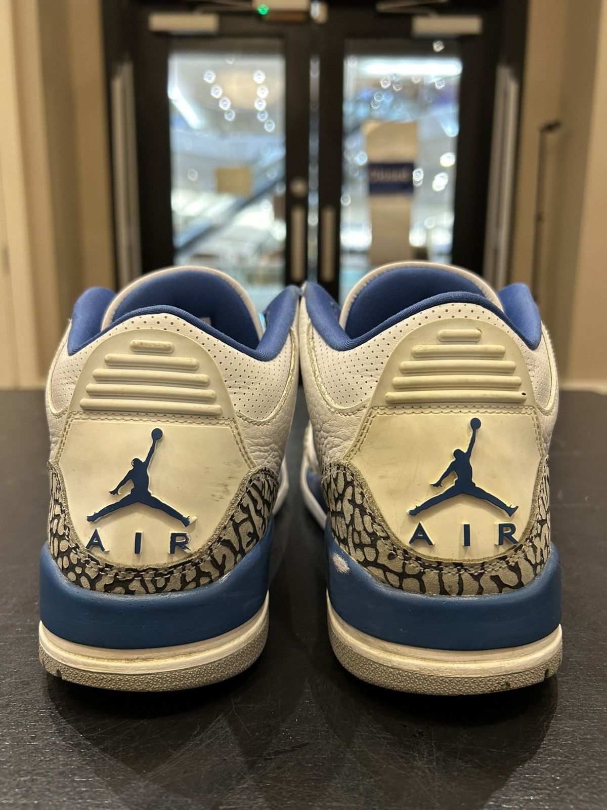Jordan Brand Jordan 3 Retro ‘Wizards’ Size US 7.5 / EU 40-41 - 5 Thumbnail