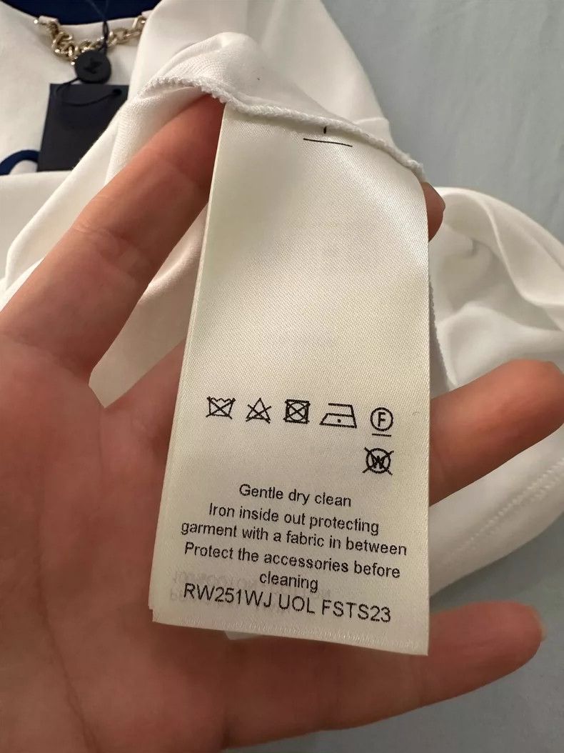 Louis Vuitton Louis Vuitton short sleeves 2504-Nextarrow Size US XS / EU 42 / 0 - 3 Thumbnail