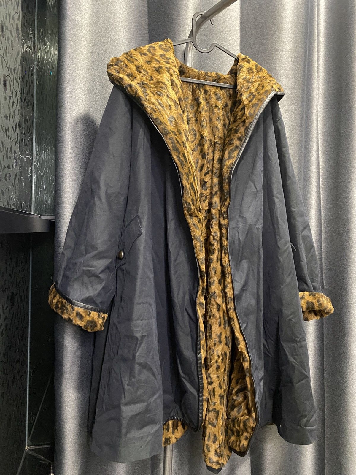 Max Mara Max Mara Faux Fur Coat Size M / US 6-8 / IT 42-44 - 1 Thumbnail