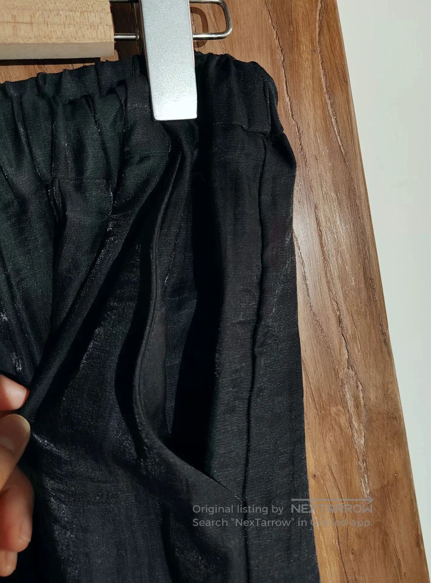 Japanese Brand Black Lantern Pants with Elastic Waistband. Size 26" / US 2 / IT 38 - 3 Thumbnail