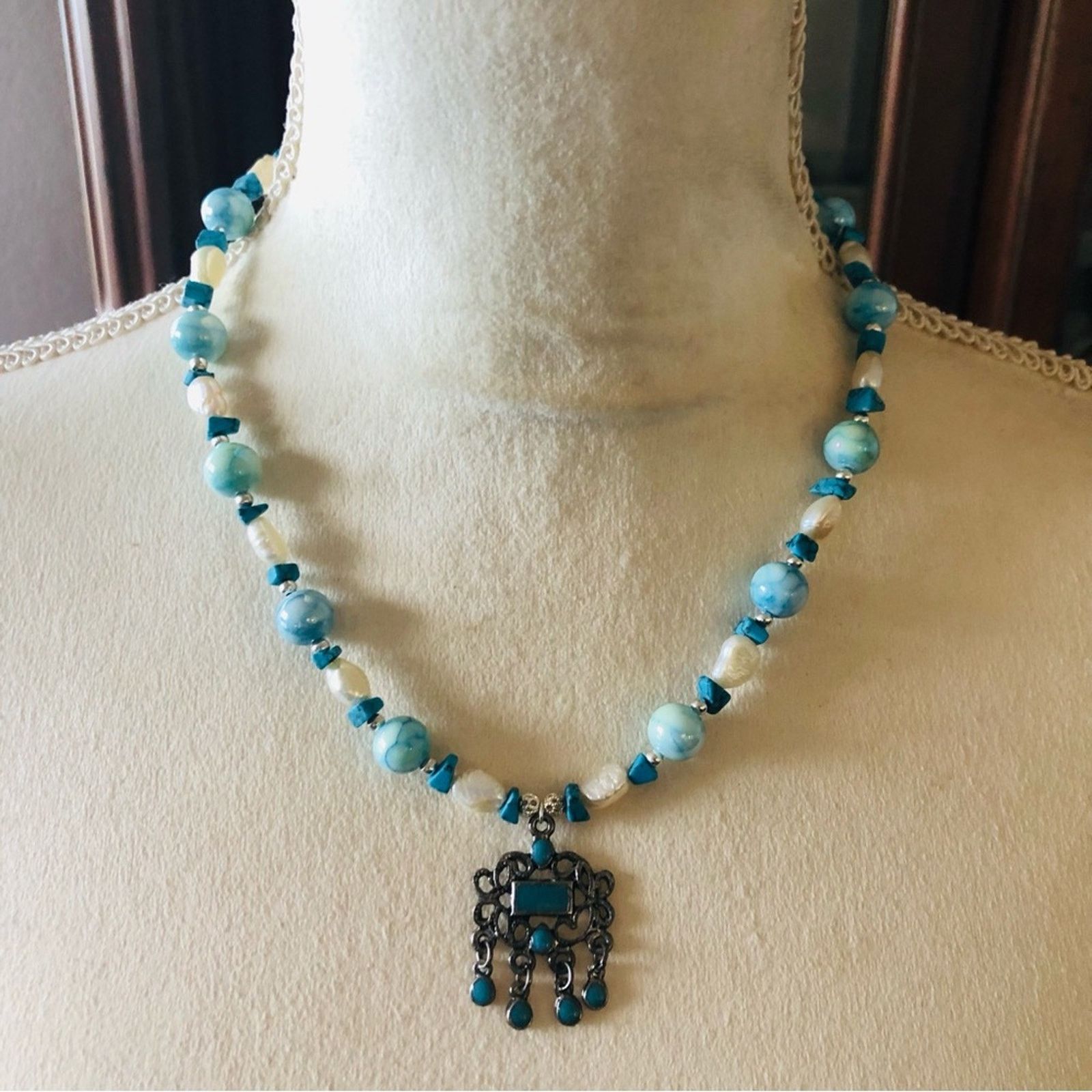 Handmade Handcrafted howlite genuine pearl dyed agate beaded necklace Size ONE SIZE - 2 Thumbnail