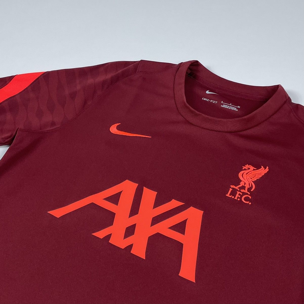 Nike Nike Liverpool FC Soccer Jersey Football T-shirt Size US S / EU 44-46 / 1 - 5 Thumbnail